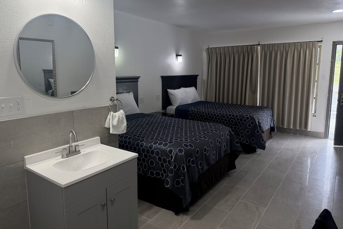 客房, 2 张双人床, 无烟房