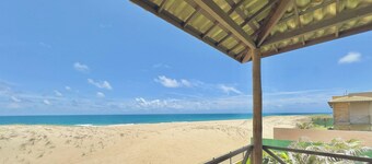 Beachfront Duplex B por Be My Guest