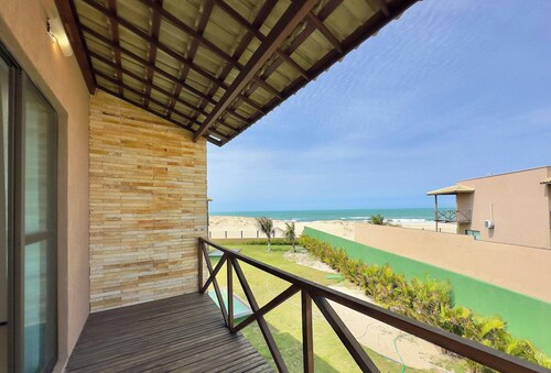 Beachfront Duplex B por Be My Guest