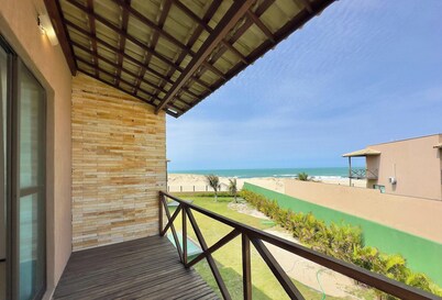 Beachfront Duplex B por Be My Guest