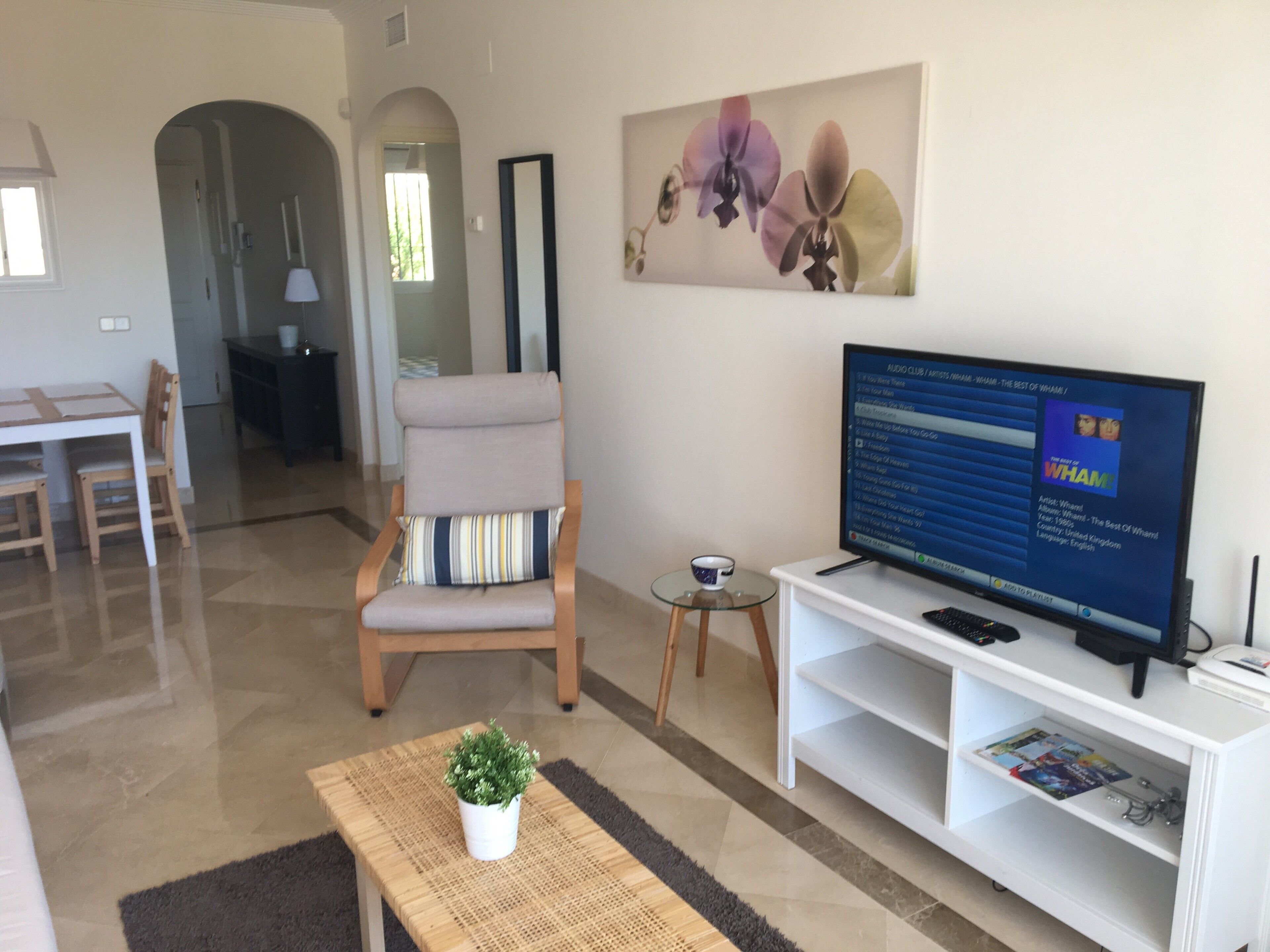 Fernseher