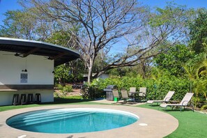 Outdoor pool - Villarreal Studios Oasis (Villarreal)