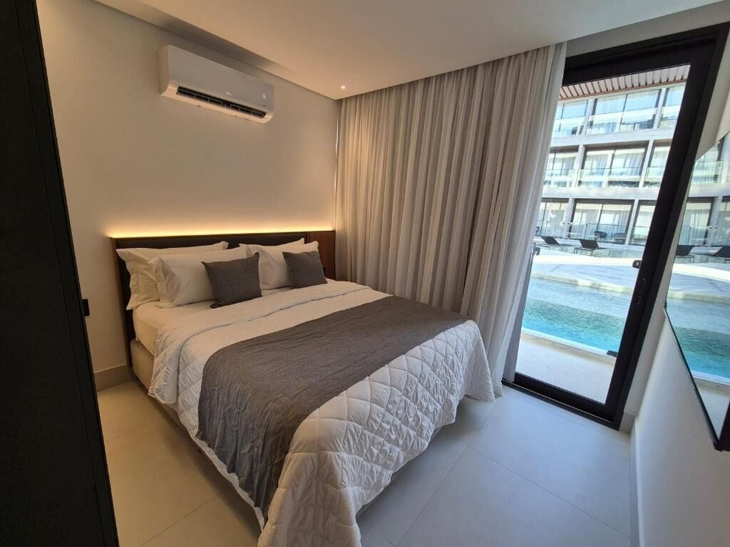 Comfort Apartment, Balcony, Pool View