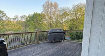 Spacious 5-bedroom house in fantastic Independence with 5 min from Stadium