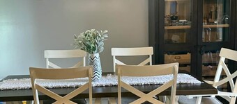 Sleeps 14+ âą 5BR âą Game Rooms âą Near IU/Indy/Lake