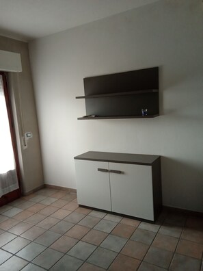 Interior - TWO-ROOM APARTMENT IN MARINA DI GROSSETO IN FRONT OF THE FORTRESS NEAR THE SEA (Marina di Grosseto)