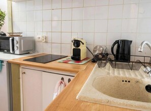 Classic Apartment | Private kitchen - Appartement Aix-en-Provence 2 pers (Aix-en-Provence)