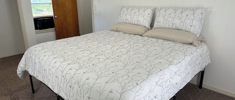 2 bedrooms, Internet, bed sheets