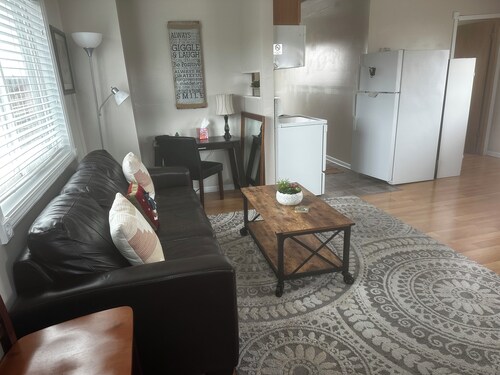 The Matterhorn Summit Gasthaus is a Second floor 1-bedroom apartment