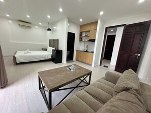 Studiosvit Deluxe - balkong - utsikt mot staden