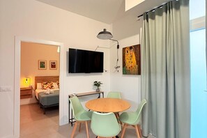 Dining - Travel Habitat Oceanografic Suite 2 (Valencia)