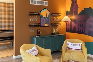 Interior - Walk to KSU Stadium! Swim Spa, Putting Green, Gym, Fire Pit! (Manhattan)