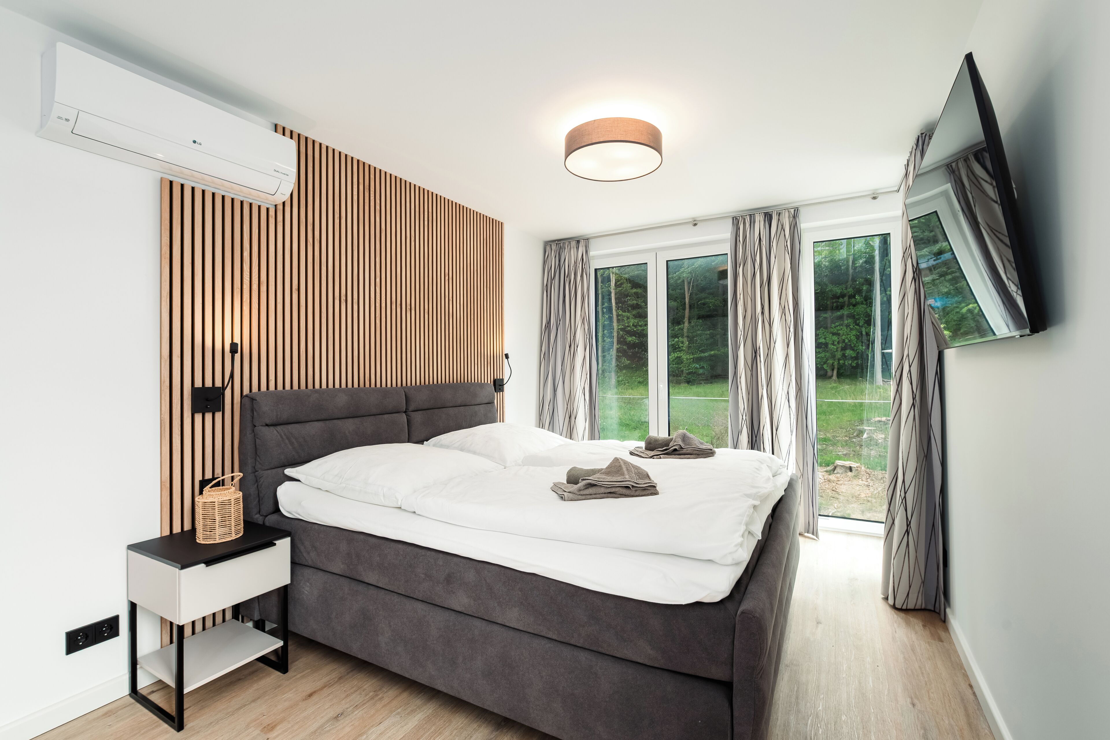 3 habitaciones, tabla de planchar con plancha y wifi gratis 