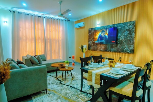 Dining - 1-bedroom apartment with AC in Makongo Juu, Dar es Salaam (Dar es Salaam)