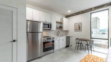 Fridge, microwave, oven, stovetop