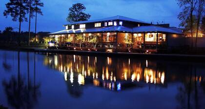 Creekside Lodge At Lake Martin