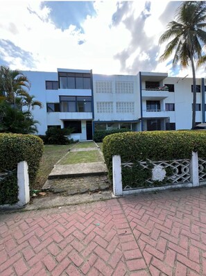 Exterior - Wonderful 2-bedroom apartment with AC in Puerto Plata (Puerto Plata)