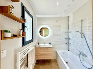 Bathroom - Villa Les Vignes – 8 guests in the Gard (Saint-Chaptes)