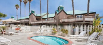 Pismo Beach | Romantic Beach Retreat | Pool + Beach