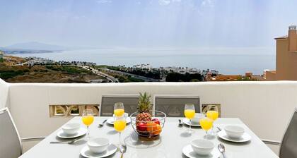 Beach & Golf Townhouse in Bahía de Casares
