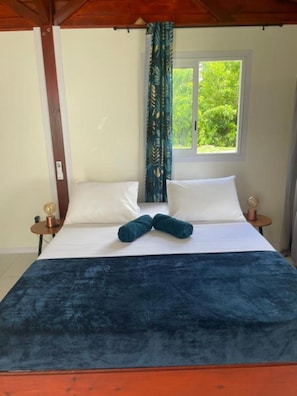 WiFi, bed sheets - Lanmou 1 Vacation Rentals (1-Bedroom House) (La Désirade)