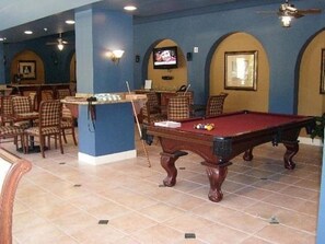 Games room - Santa Barbara | Romantic Beach Retreat | Pool + Beach (Pompano Beach)