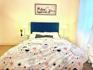 1 habitación, tabla de planchar con plancha y wifi gratis 