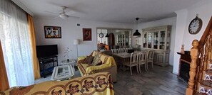 TV, fireplace, DVD player