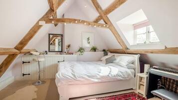 3 chambres, Wi-Fi gratuit, draps fournis