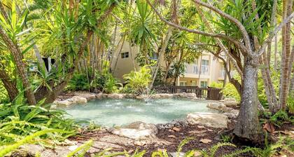 Pompano Beach | Coastal Ocean Stay | Pool + Beach