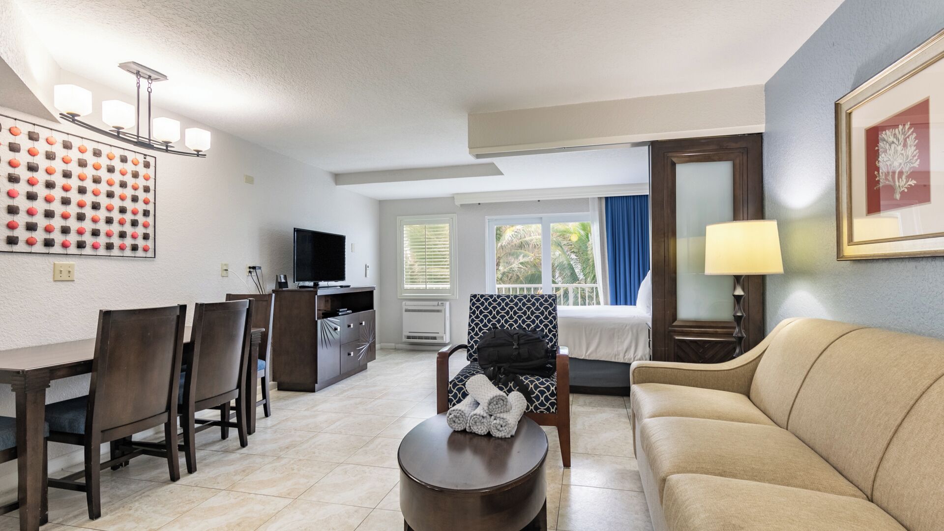 Pompano Beach | Relaxed Poolside Stay | Pool + Beach - Deerfield Beach, FL
