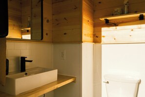 Dusche, Handtücher, Seife, Shampoo