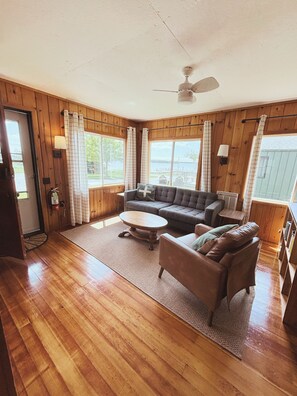 Smart TV, fireplace - Hessel Bay Resort:  6 cabins + main house.  Sleeps 28. Waterfront Lake Huron.  Boat dock! (Hessel)