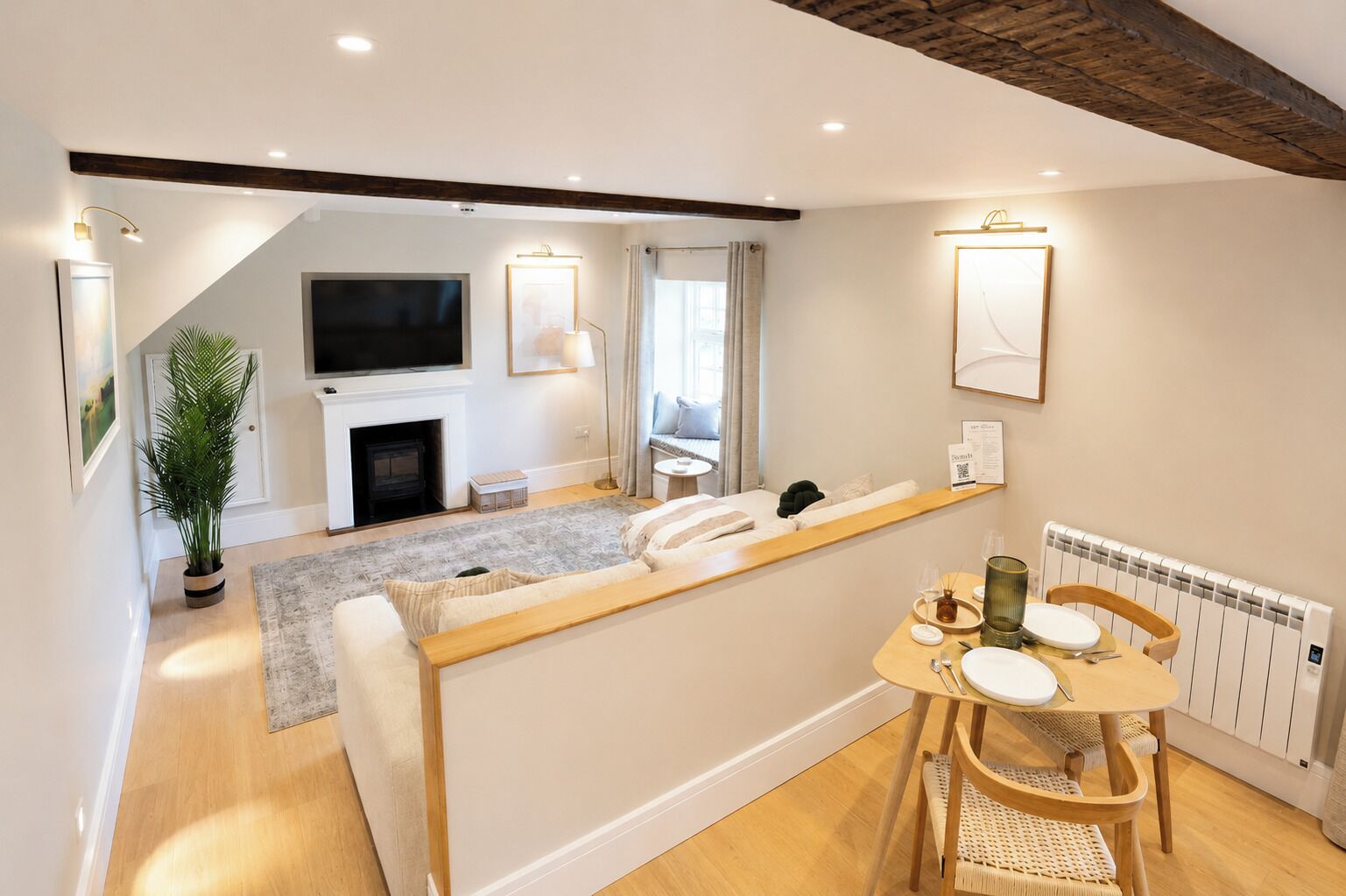 Lygon Lookout | Cotswolds Stay For 2 | Pet-friendly W/ Roof Terrace - Broadway