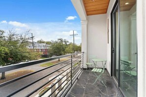 Property grounds - St. Charles Townhouse with Pool! (New Orleans)
