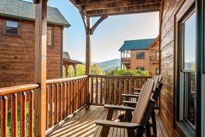Terrace/patio - Near Downtown Gatlinburg | Mountain Views, Theater, Game Room, Hot Tub, Resort Pool (Gatlinburg)