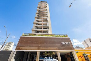 Exterior - Edifício Morá (Curitiba)