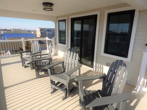 Property grounds - Luxury North End Beach Block Home | Elevator | 5BR Retreat | Steps to Beach & Boardwalk (Ocean City)