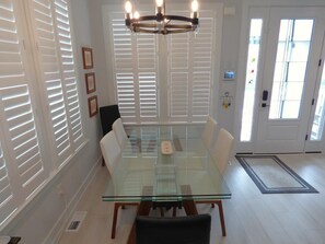 Dining - Spacious 1st Floor Beach Retreat | Prime Central Ave Location | Walk to Beach & Boardwalk (Ocean City)