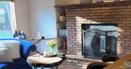 Newly remodeled house close to Castle Rock lake.
