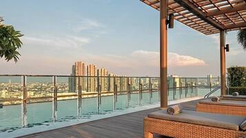 Apartment, 1 Bedroom, Accessible | Pool
