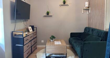 Cozy studio - Ploërmel city center - Wi-Fi and parking