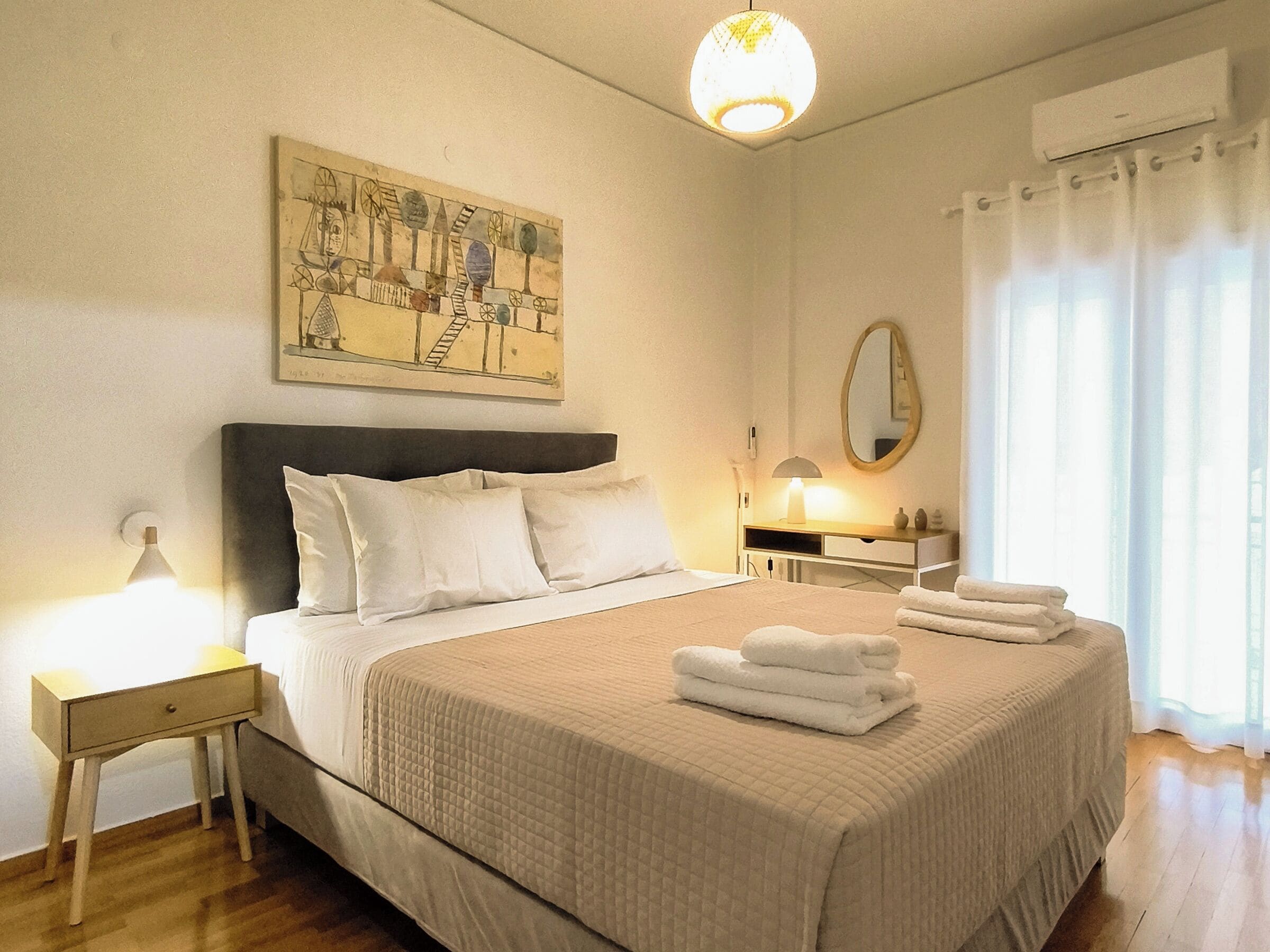 2 dormitorios, tabla de planchar con plancha, wifi gratis y ropa de cama