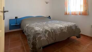 2 bedrooms