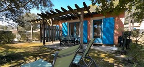 Terrace/patio - Holiday Home '29 Les Mazets De Gaujac' with Shared Pool and Garden (Gaujac)