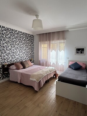 Classic Triple Room - Biffi Pompei Apartment (Pompei)