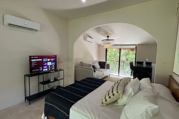 Studio Suite | Wi-fi percuma