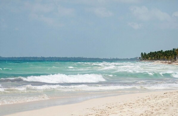 Beach nearby, white sand - Casa Florentina (Tulum)
