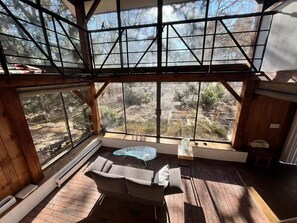 Interior - Modern Cabin Retreat Walk to Craigville Beach (Barnstable)