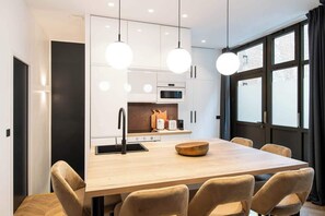 Fridge, microwave, oven, dishwasher - La Librairie Parisienne- Convention Pte Versailles (Paris)